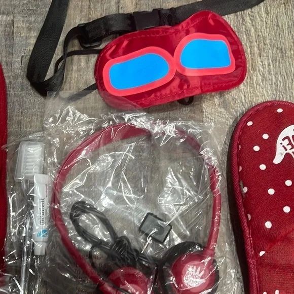 Kids Travel set - Picture 3 of 9